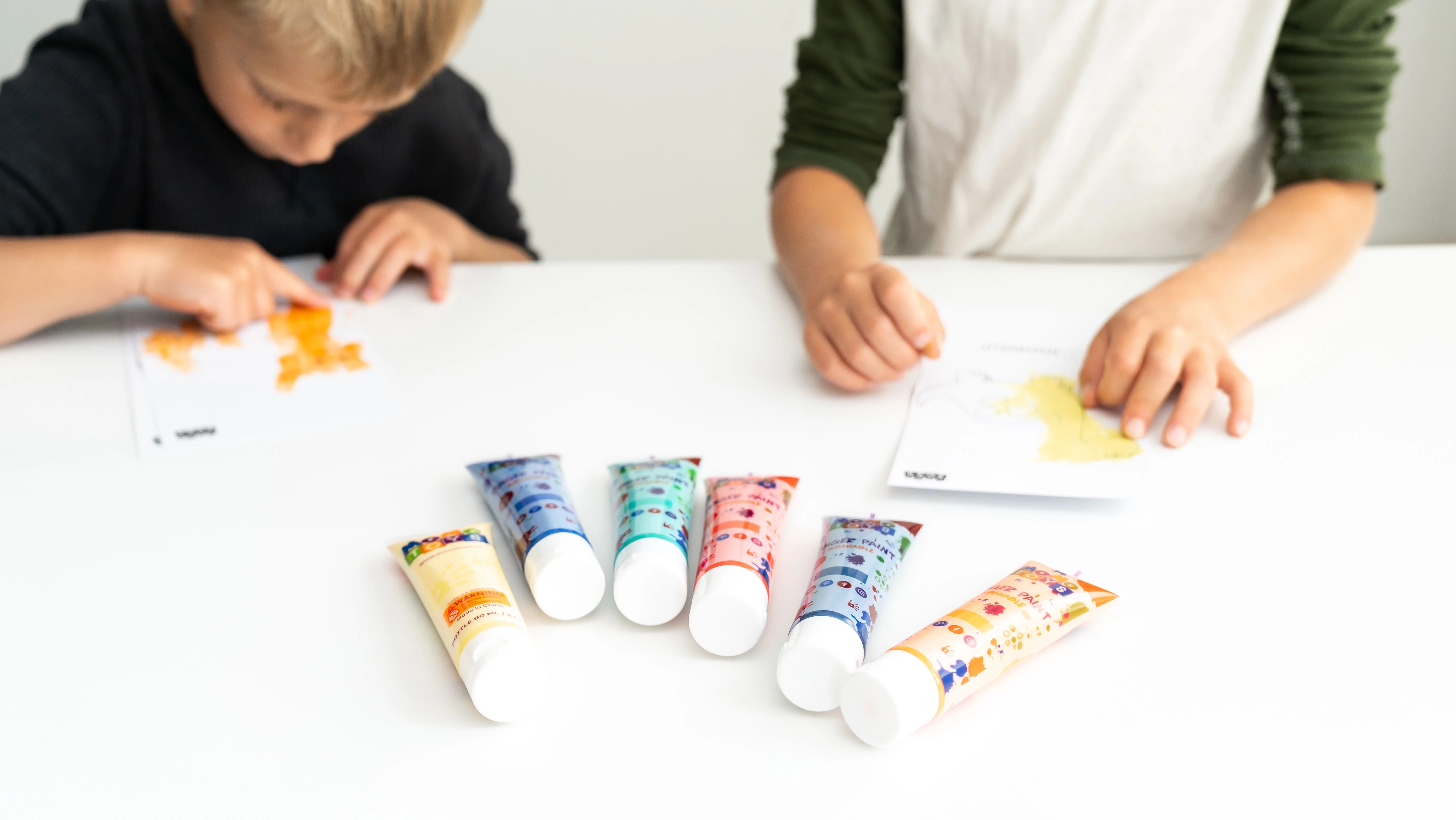 Educational Coloring Activities: A Multi-Language Learning Tool for Kids Over 3